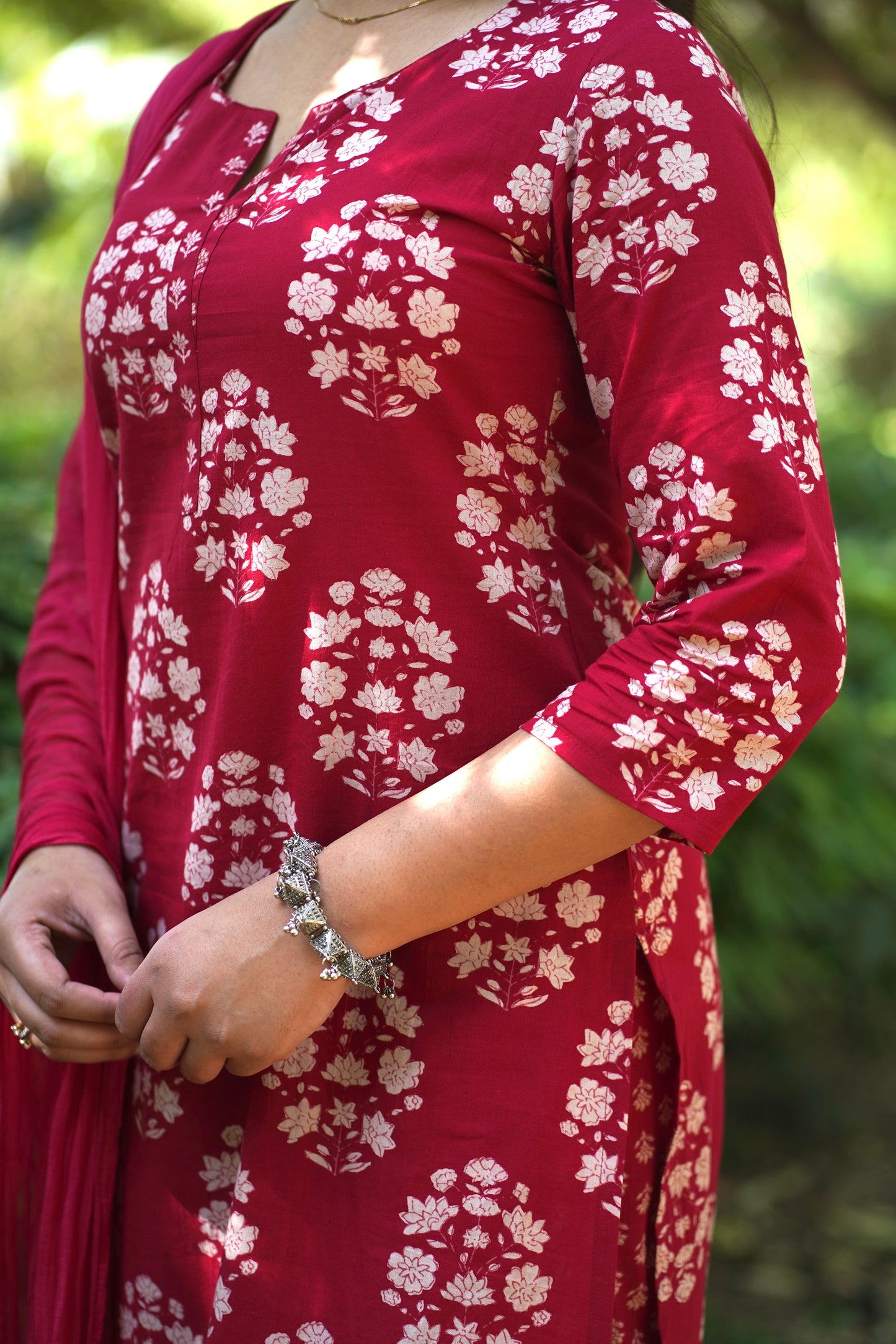 Red block floral straight suit set
