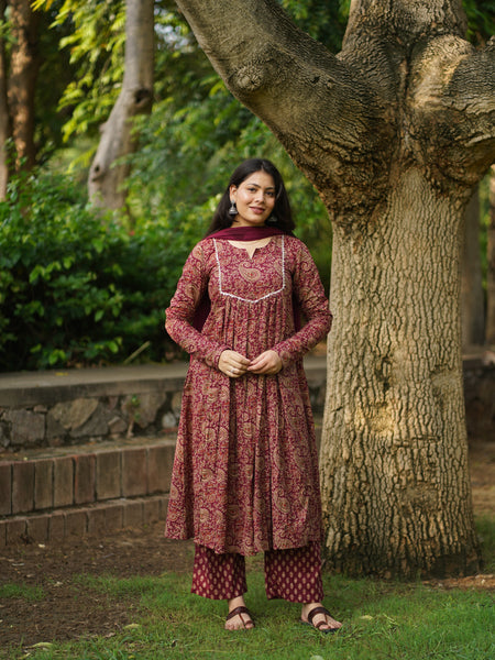 Maroon paisley lace Flair suit set Jonaya