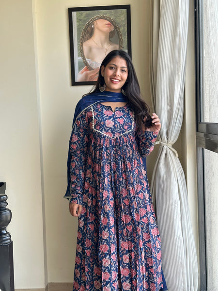 Pink Rose Lace suit set - Jonaya