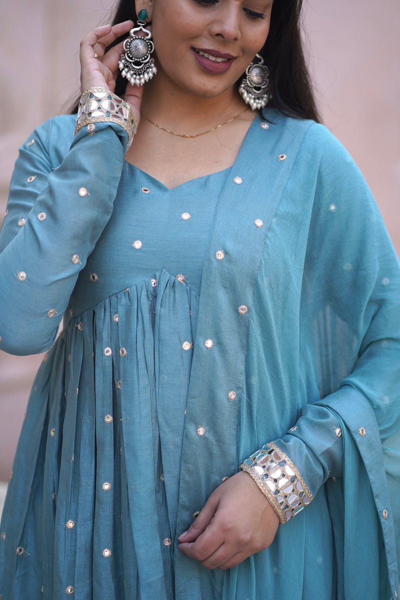 Pista Mirror Festive Flare suit set Jonaya