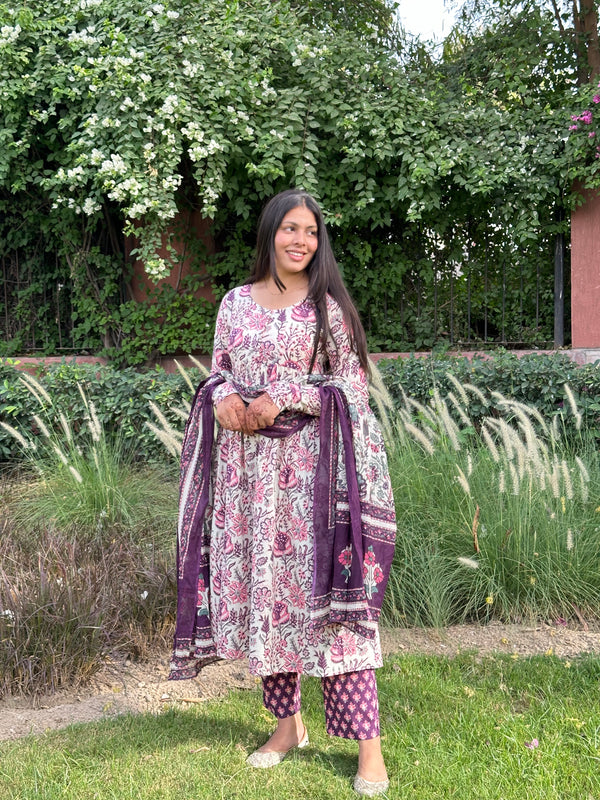 Creamy Wine Garden Suit Set - Jonaya