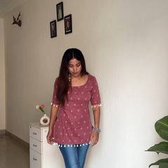Pink bhandej shells cotton straight kurti Jonaya
