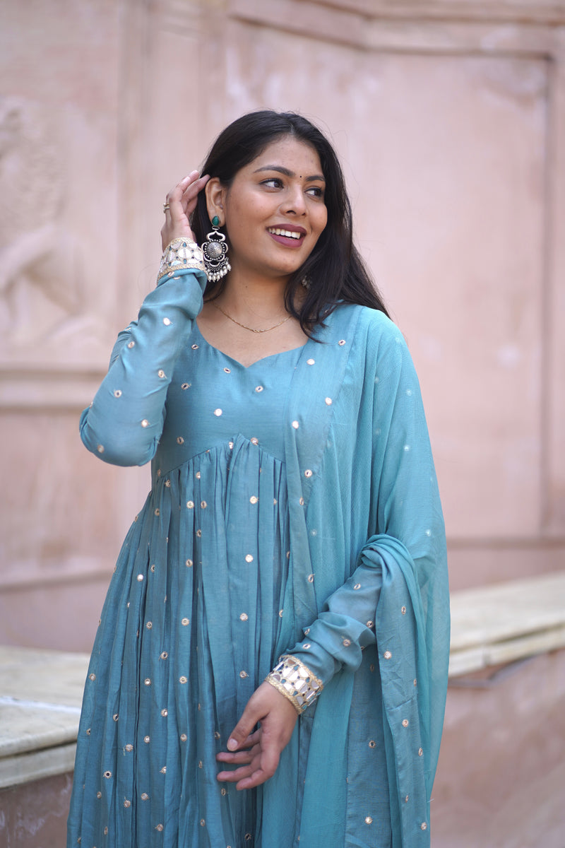 Pista Mirror Festive Flare suit set Jonaya