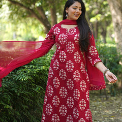 Red block floral straight suit set - Jonaya