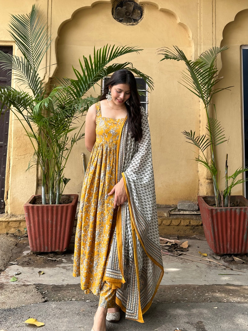 Mustard Gher Suit Suit - Jonaya