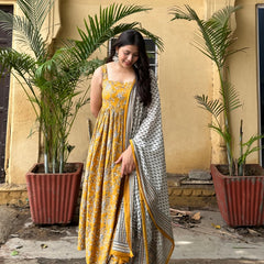 Mustard Gher Suit Suit - Jonaya