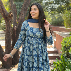 Indigo paisley heavy flair suit set - Jonaya