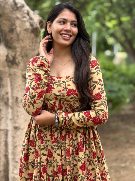 Beige Red garden kameez