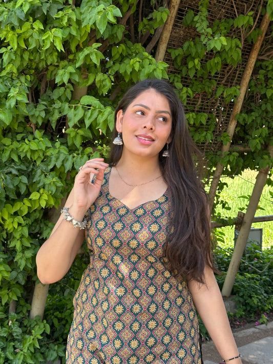 Green Ajrakh booti Straight kameez