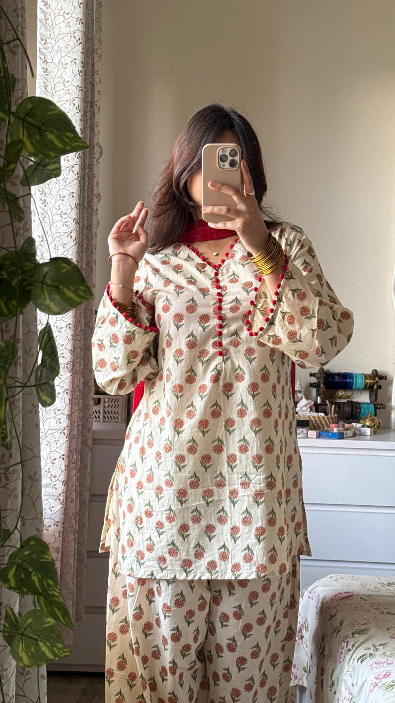 Pearl marigold Farshi set Jonaya