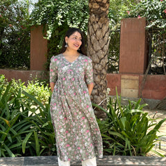 Peachy fushia kameez - Jonaya