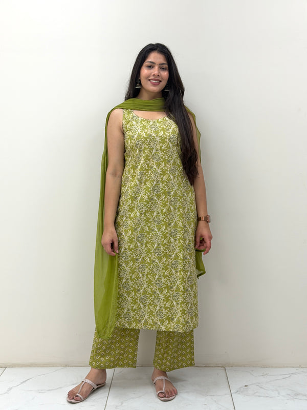 Leaffy green straight suit set Jonaya