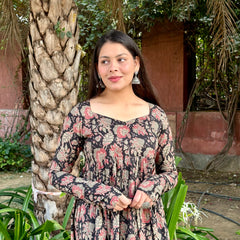 Black garden anarkali kameez - Jonaya