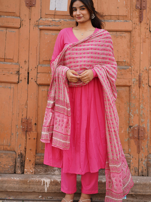 Pink Solid Alia Cut Suit Set - Jonaya