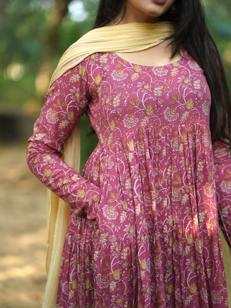 Pink Tier Full flare suit set Jonaya