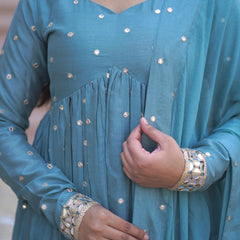 Pista Mirror Festive Flare suit set Jonaya