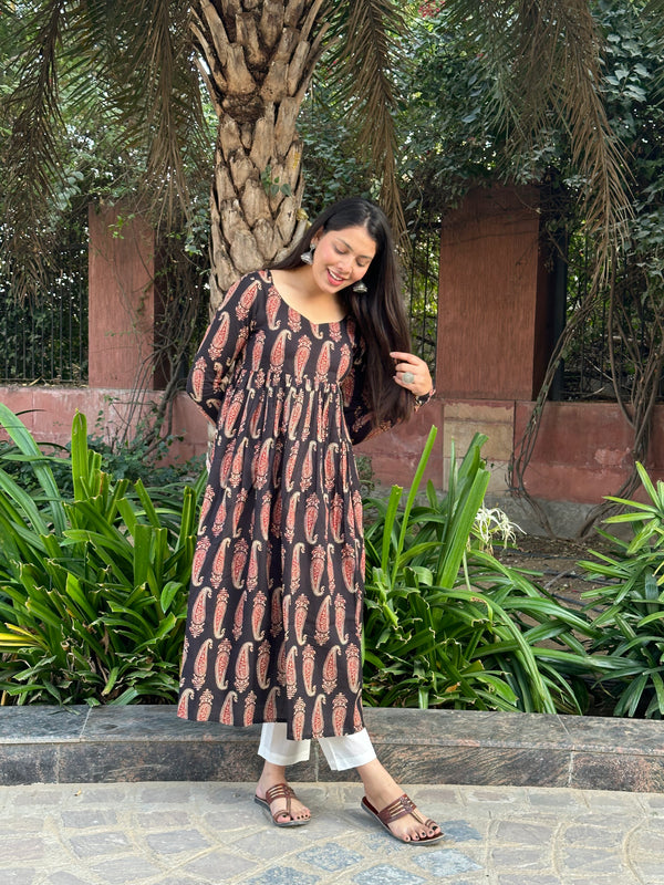 Paisley Print Kameez - Jonaya