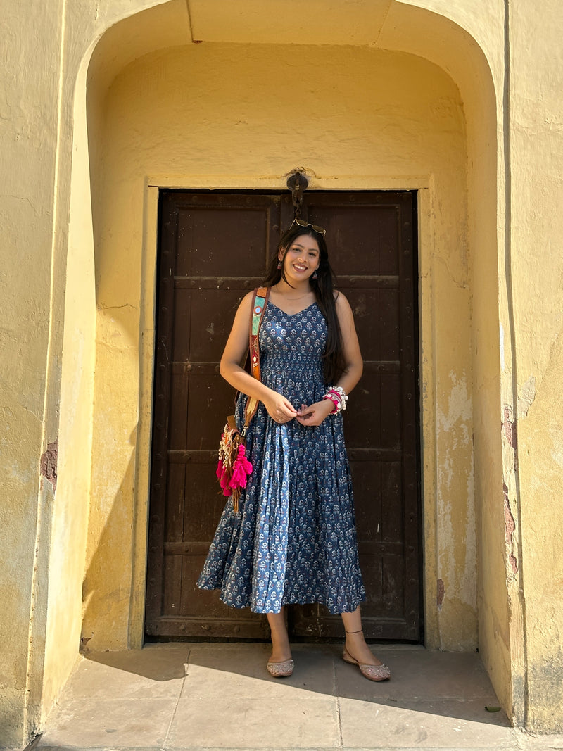 Motif Print Indigo Dress Jonaya