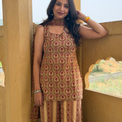 Maroon hearts cut sleeve Y2k fit Jonaya