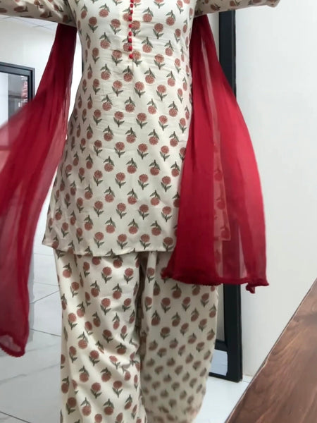 Pearl marigold Farshi set Jonaya