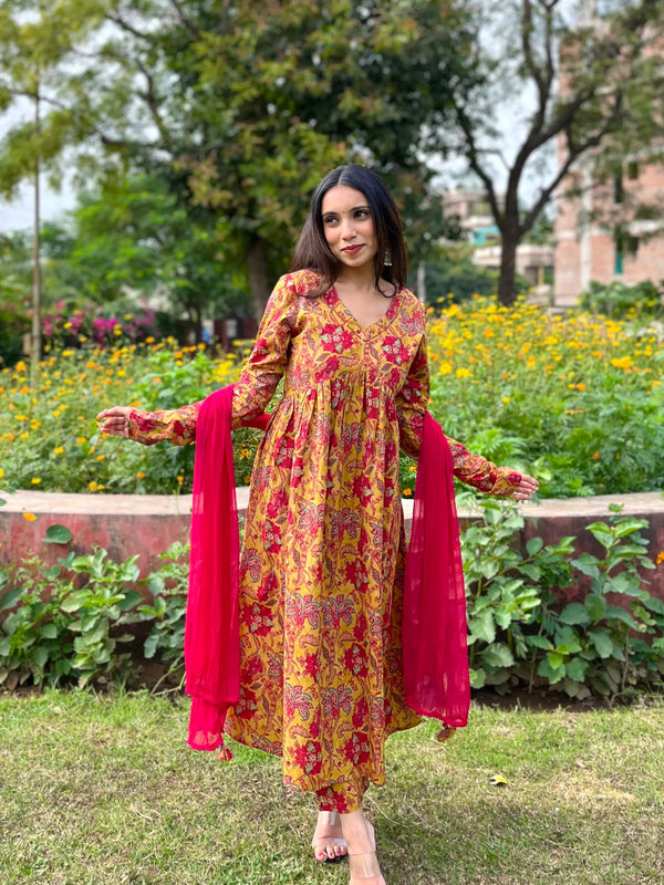 Yellow floral Mohini Suit Set - Jonaya