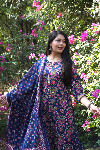 Blue pink floral straight suit set