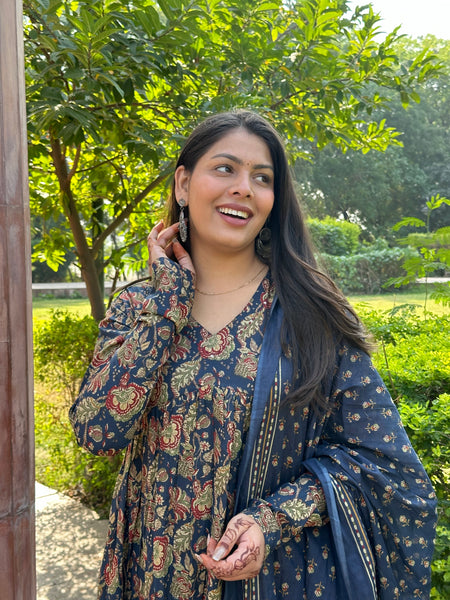 Classic blue Alia cut suit set - Jonaya