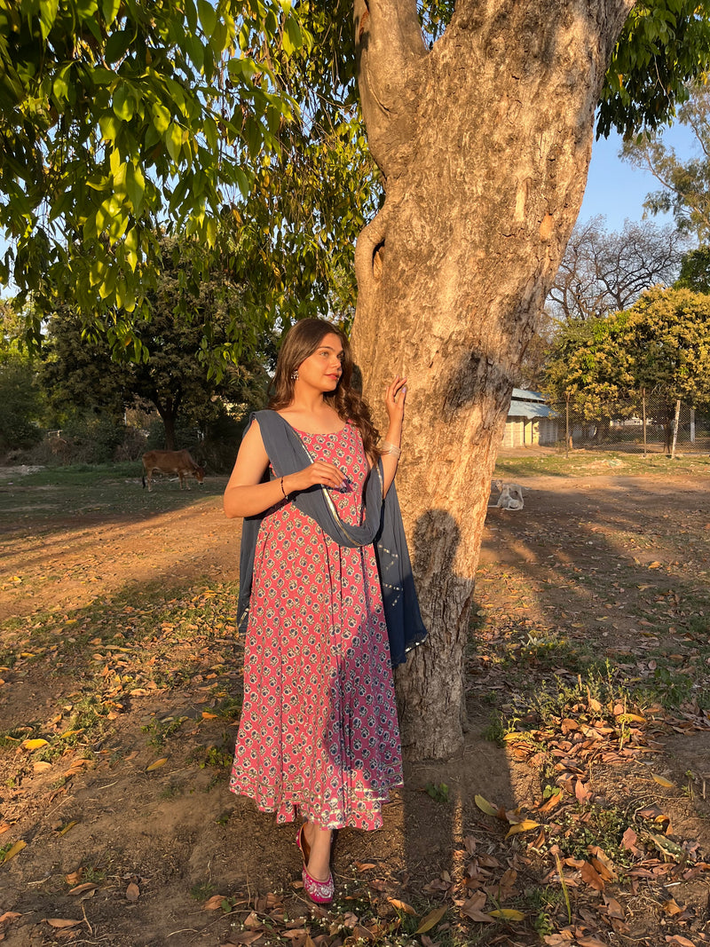 Pink indigo motif gher suit set - Jonaya