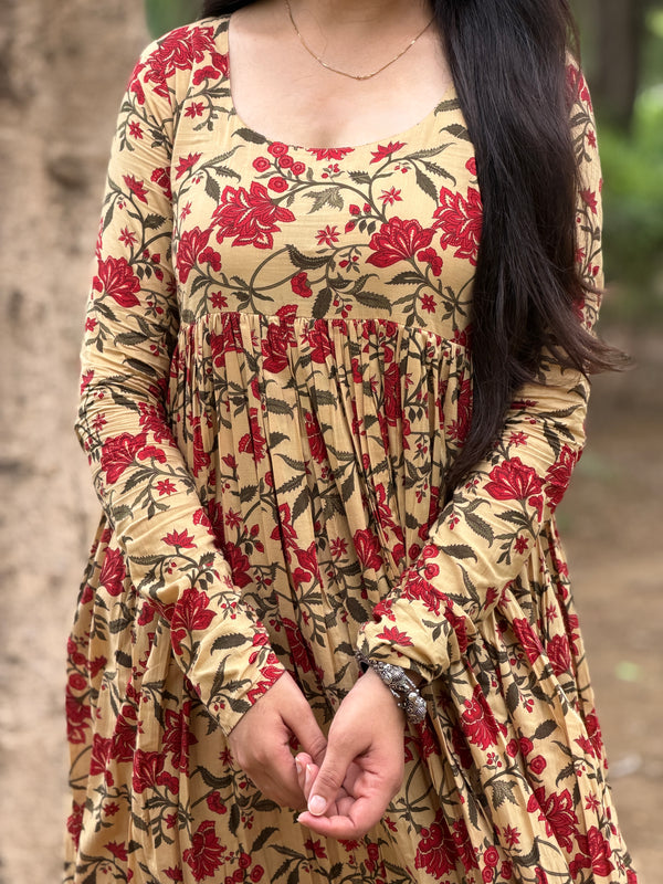 Beige Red garden kameez