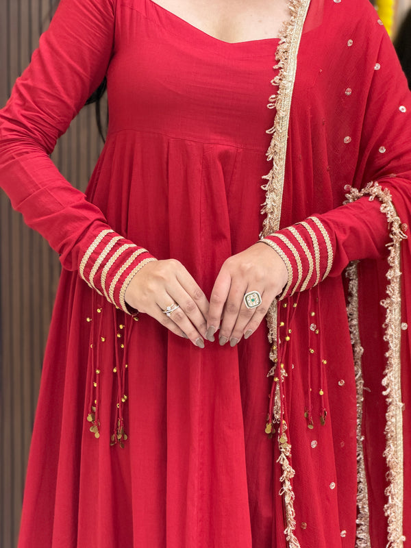 Laal gota ghunghru Anarkali set Jonaya