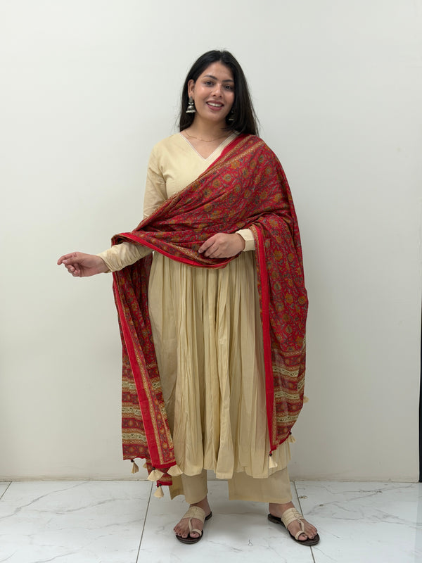 Red beige kalamkari solid flare suit set Jonaya