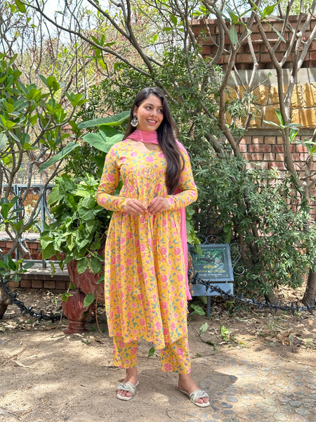 Warm yellow suit set - Jonaya