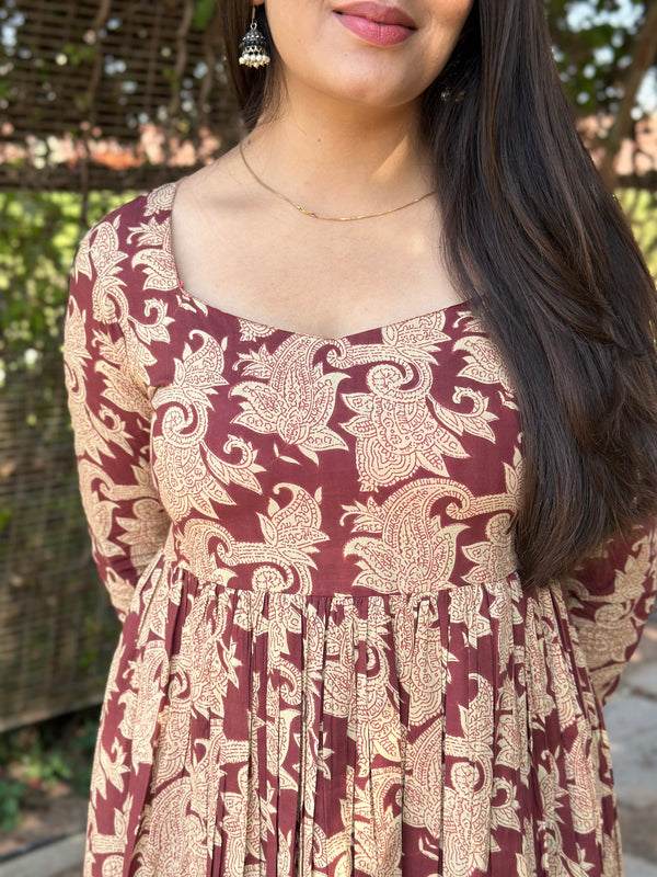 Pastel Beige Front Slit Flared Kameez - Jonaya