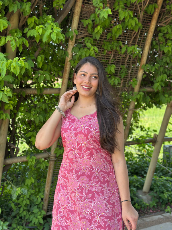 Adoring Pink Flowery Straight Kameez - Jonaya