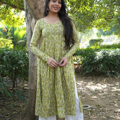 Fresh Green Floral Kameez Jonaya