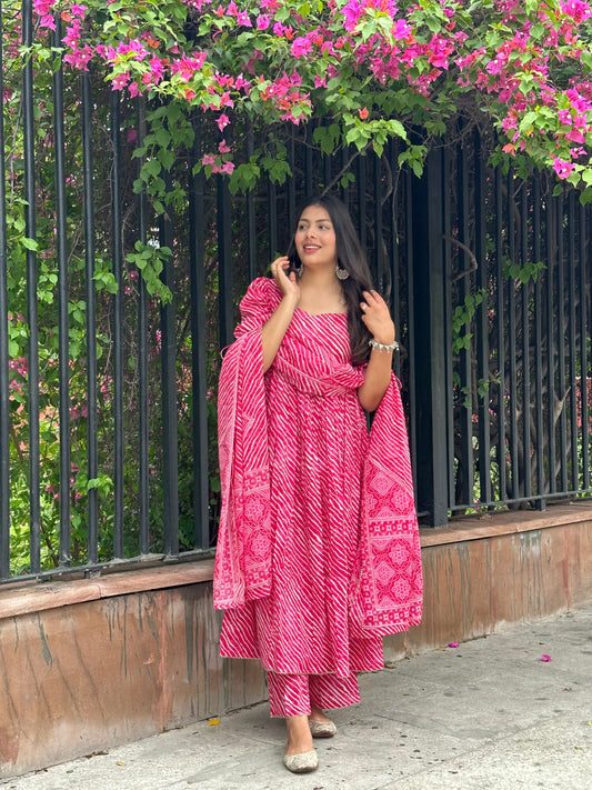 Pink Laheriya gher suit set