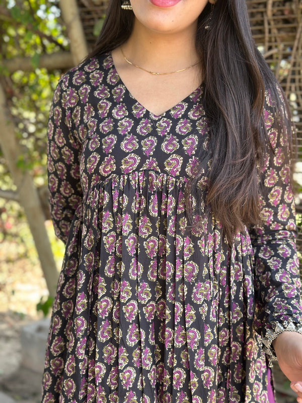 Black Purple High Slit Flared Kameez - Jonaya