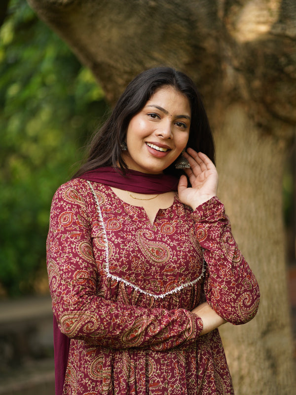 Maroon Paisley Lace Flair Suit Set - Jonaya