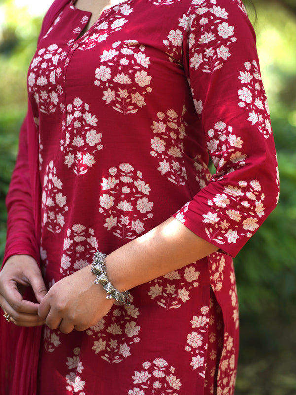 Red Block Floral Straight Suit Set - Jonaya