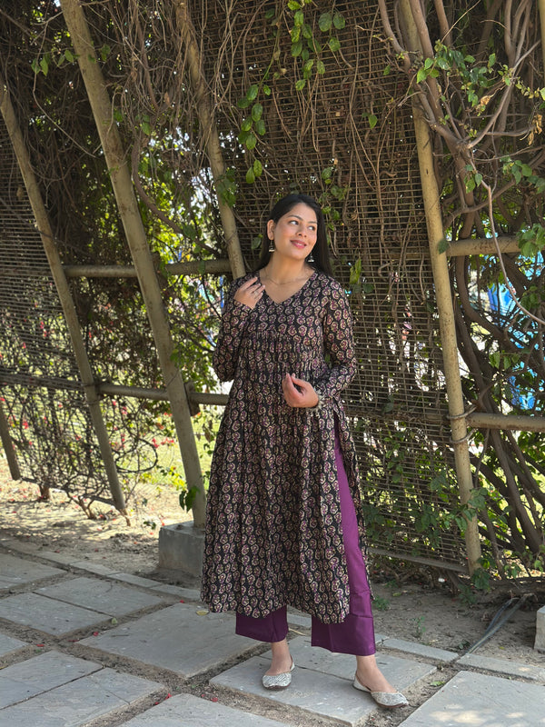 Black Purple High Slit Flared Kameez - Jonaya