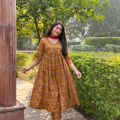 Meganta motif alia cut suit set - Jonaya