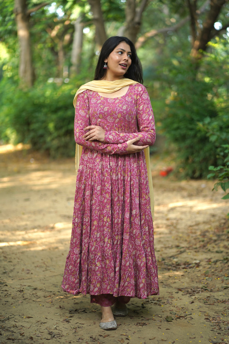 Pink Tier Full flare suit set Jonaya