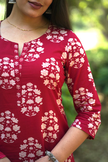 Red block floral straight suit set