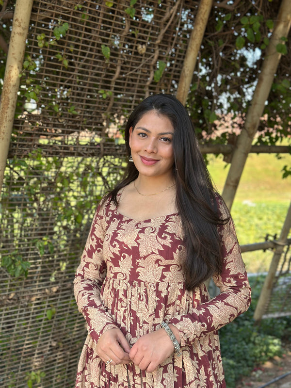 Pastel Beige Front Slit Flared Kameez - Jonaya