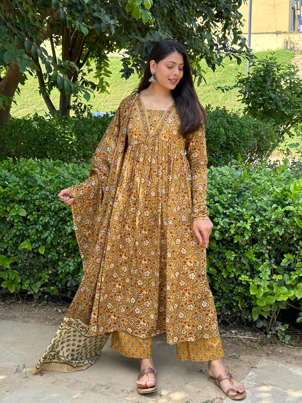 Rusty Mustard Lace Flare Suit Set - Jonaya