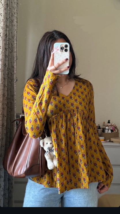 Charming Red Lotus Full Sleeves Peplum top