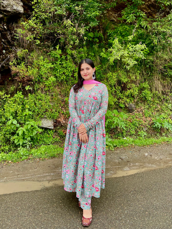 Pista Green Gher Suit Set - Jonaya