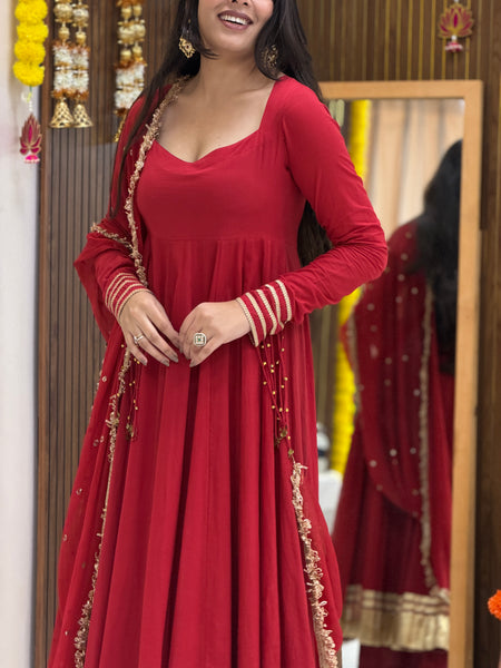 Laal gota ghunghru Anarkali set Jonaya
