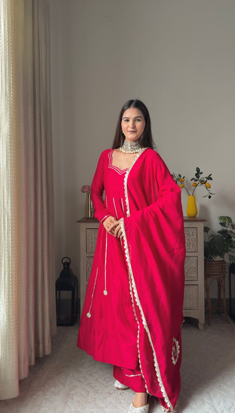 Rose blooming heavy Anarakali Jonaya