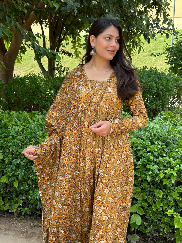 Rusty Mustard Lace Flare Suit Set - Jonaya